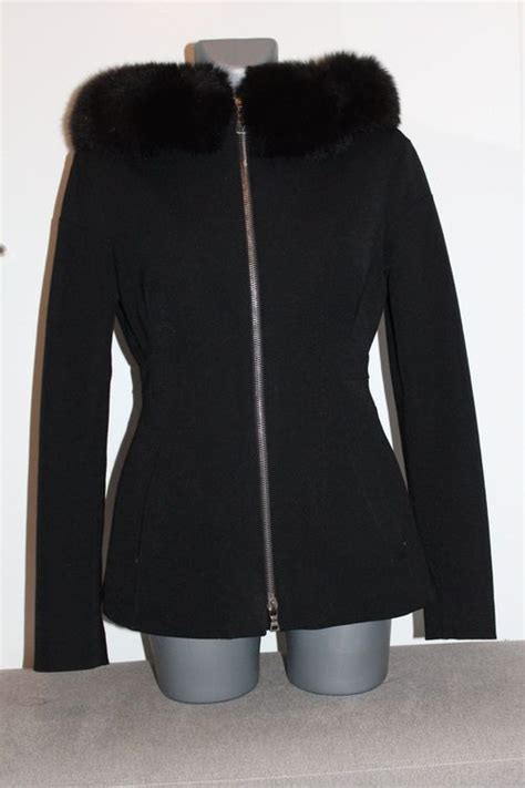 prada jacke mit fell|Prada.